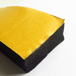 Płyta z gumy mikroporowatej 3 mm z klejem
